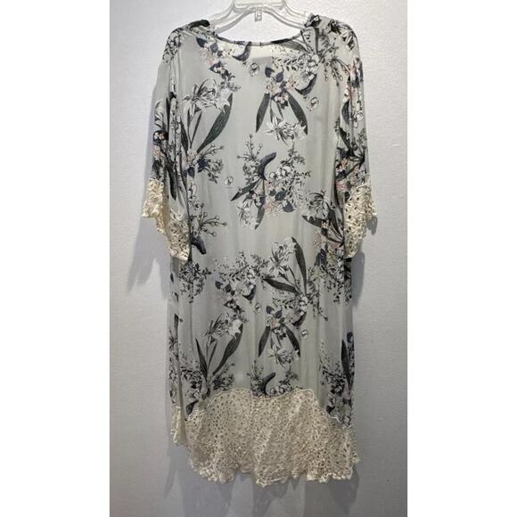 Cleobella Women’s Size Small Floral Print Boho Wrap Kimono Embroidered Festival - Picture 2 of 11